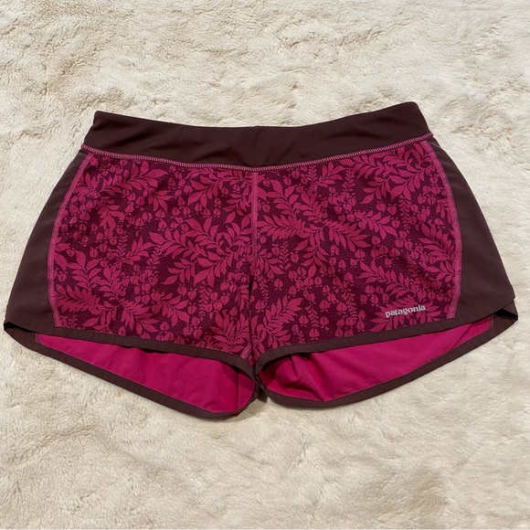(M) Patagonia Lightweight Shorts Magenta Pink Leaf Print Polka Dot Medium 3.5” - Picture 1 of 11
